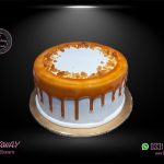 Vanilla Caramel Drip Cake